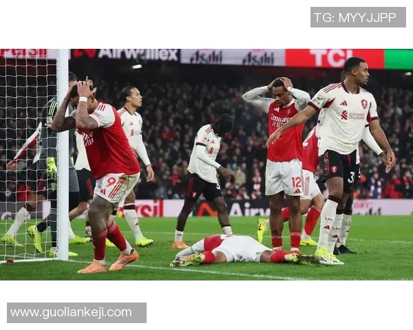 英超焦点战：多特蒙德绝杀阿森纳全场沸腾回顾十大精彩进球瞬间