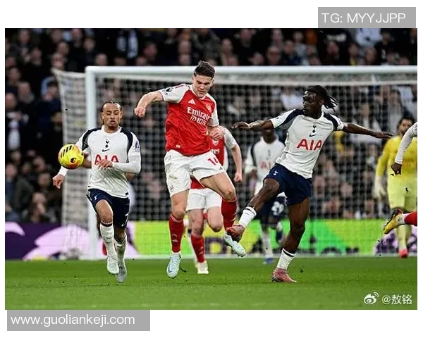 阿森纳与热刺友谊赛激战成和补时进球引发全场狂欢点评